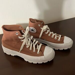 Lugged platform Converse